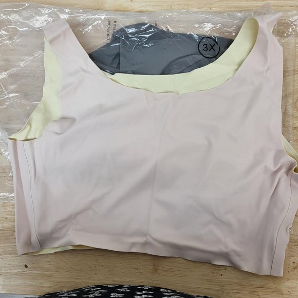 Rhonda Shear 2-Pack Reversible Body Bra, Style#9599, - Picture 2 of 5